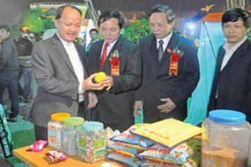 Khai mạc hội chợ "Nông nghiệp và Thương mại khu vực Bắc trung bộ - Thanh Hóa 2012" 